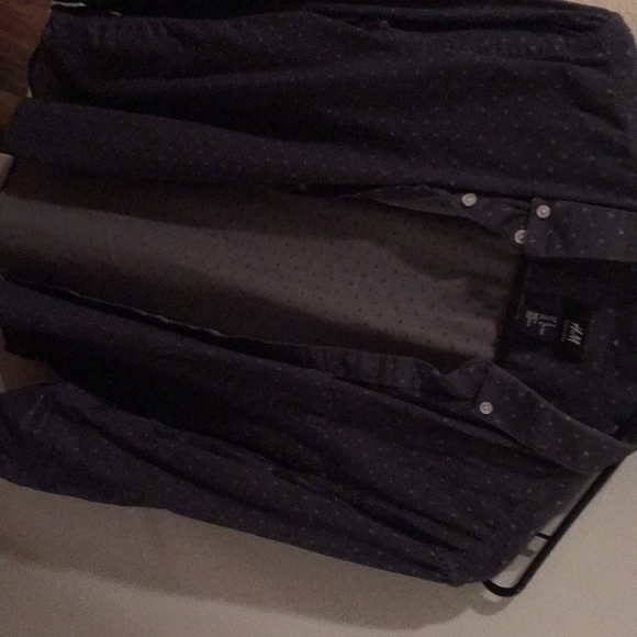 H & M button up - Picture 3 of 3